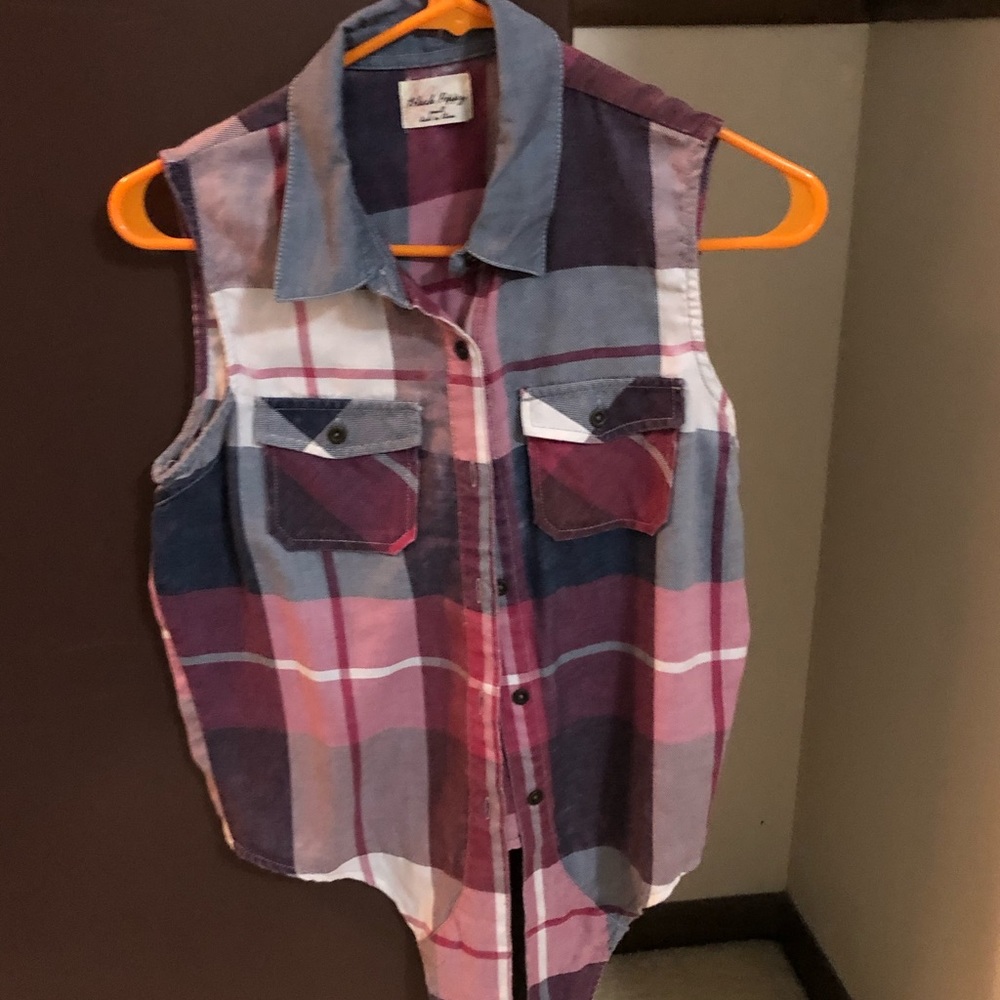 Button down tank flannel